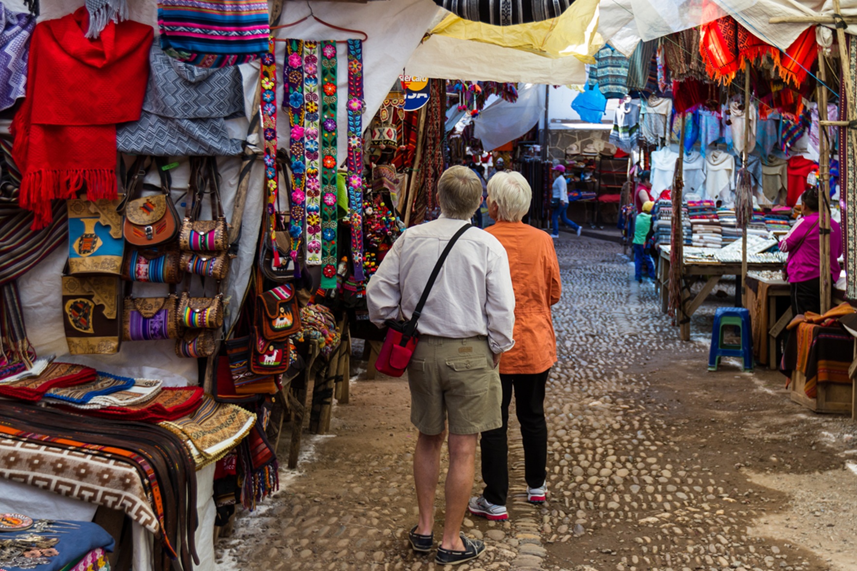 Retiring Abroad: Consider These Pros and Cons of an Overseas Move
